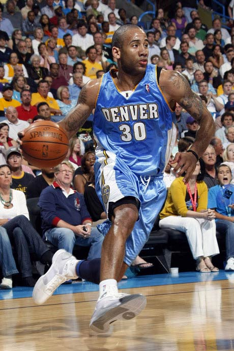 不仅体现在 不仅体现在